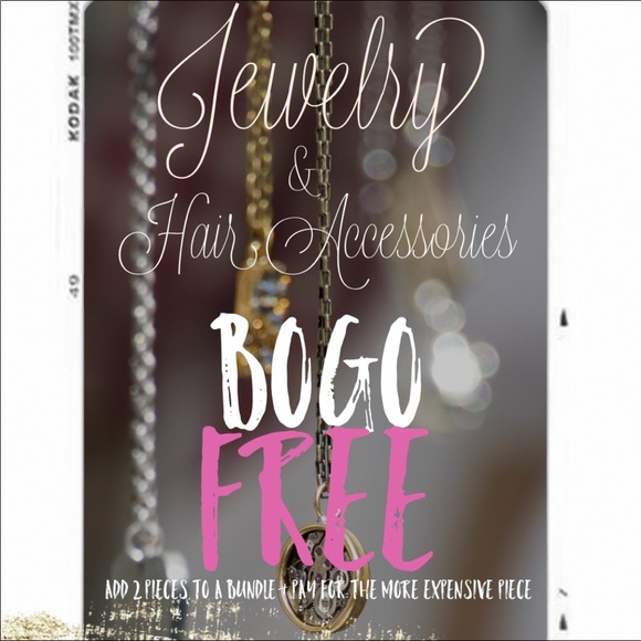 Francesca’s Collections gold elephant watch - Picture 7 of 7